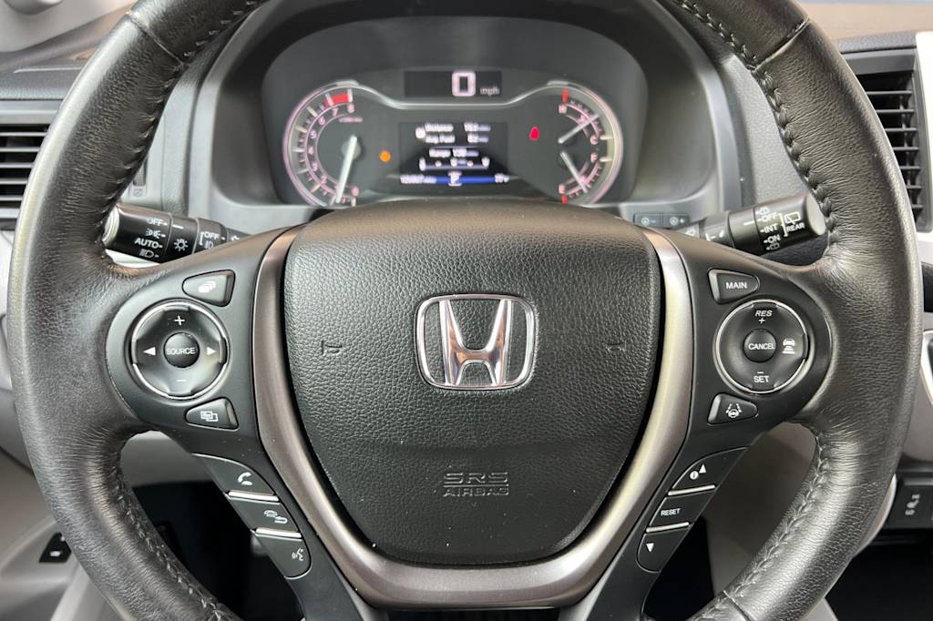 Thumbnail: 2018 Honda Pilot - 29