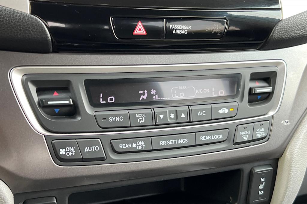 Thumbnail: 2018 Honda Pilot - 27