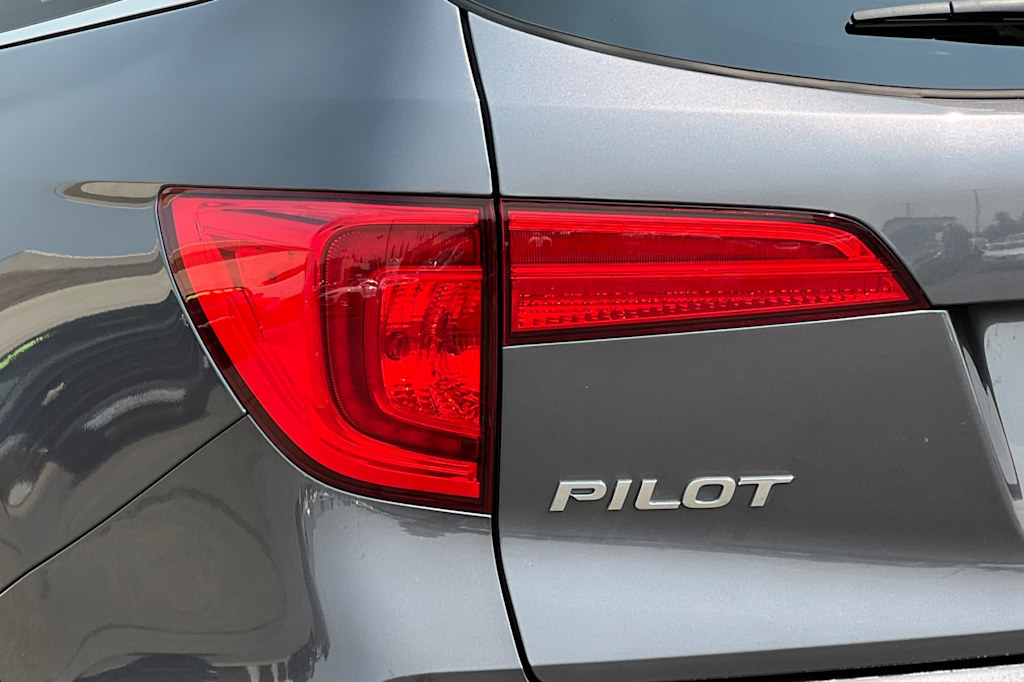 Thumbnail: 2018 Honda Pilot - 34