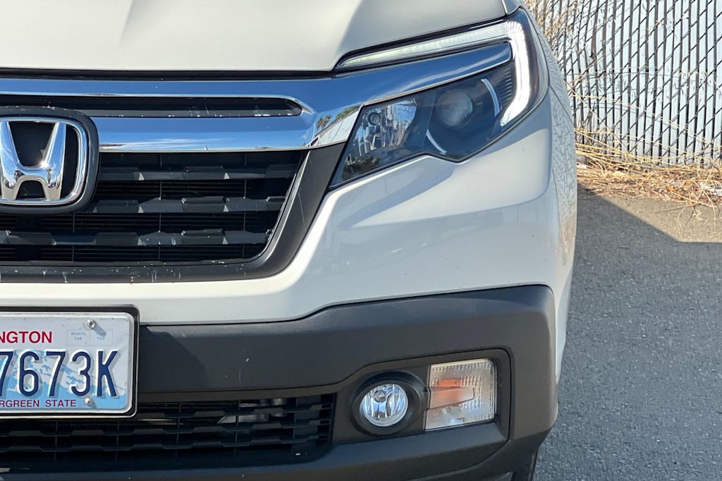 Thumbnail: 2017 Honda Ridgeline - 17