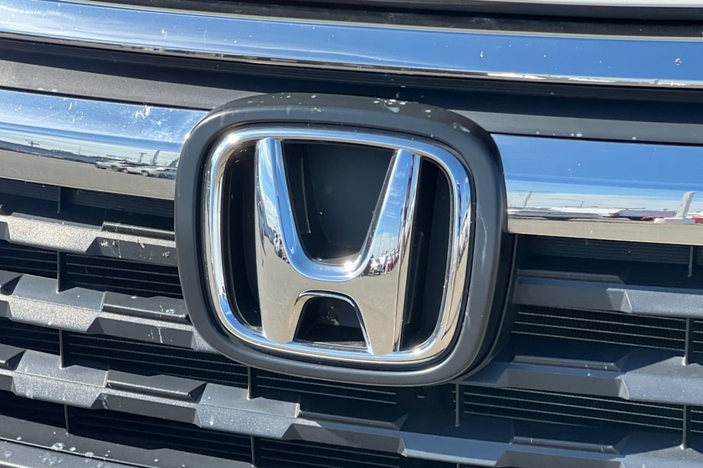 Thumbnail: 2017 Honda Ridgeline - 7