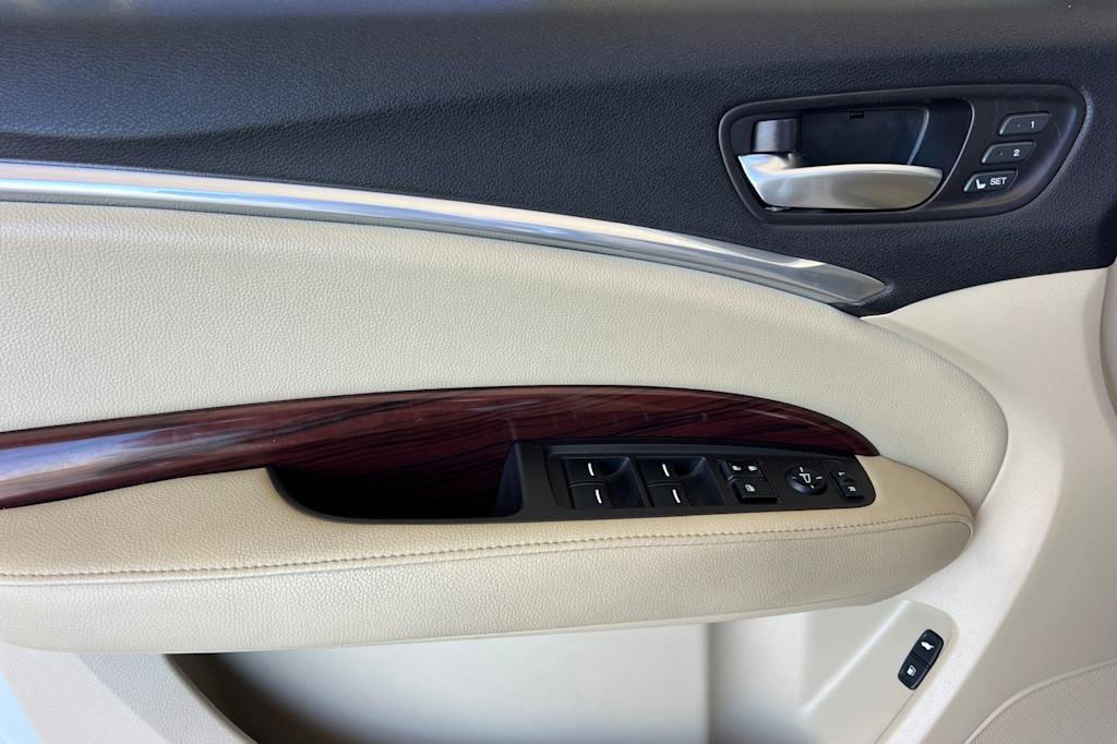 Thumbnail: 2015 Acura MDX - 19