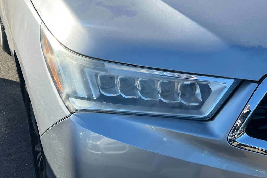 Thumbnail: 2017 Acura MDX - 15