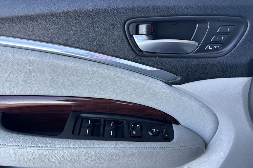 Thumbnail: 2014 Acura MDX - 21