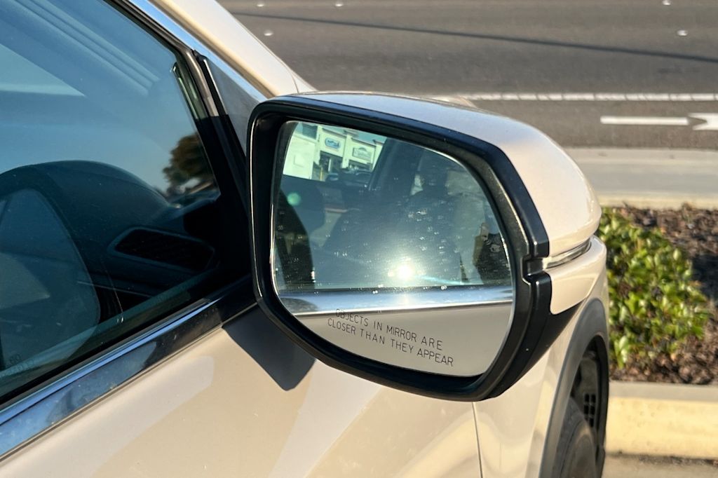 Thumbnail: 2019 Honda CR-V - 2