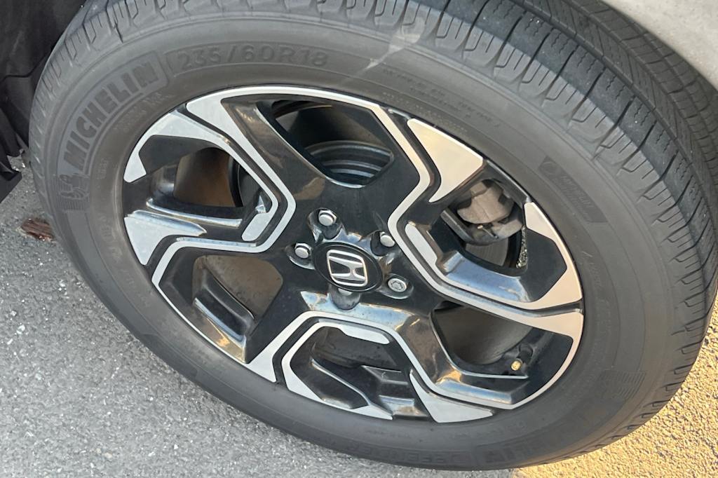 Thumbnail: 2019 Honda CR-V - 18