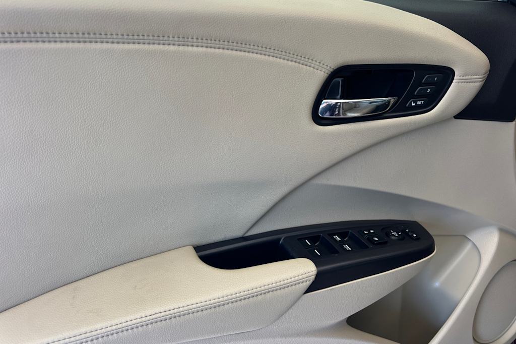 Thumbnail: 2015 Acura RDX - 19