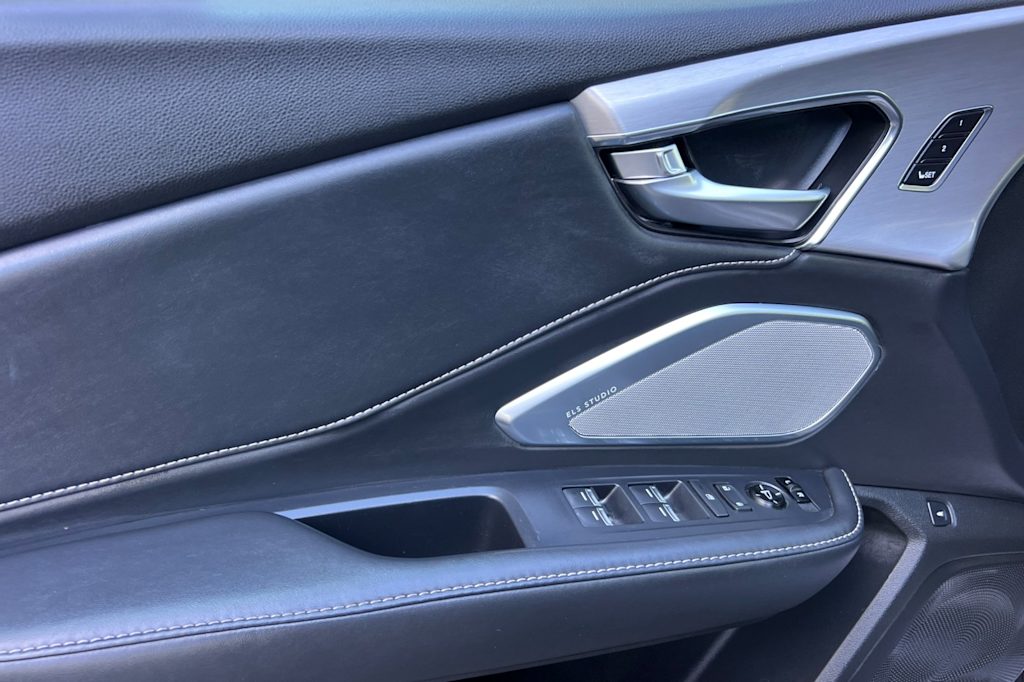 Thumbnail: 2021 Acura RDX - 21