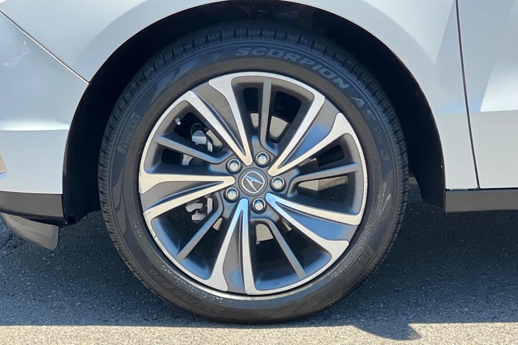 Thumbnail: 2019 Acura MDX - 7