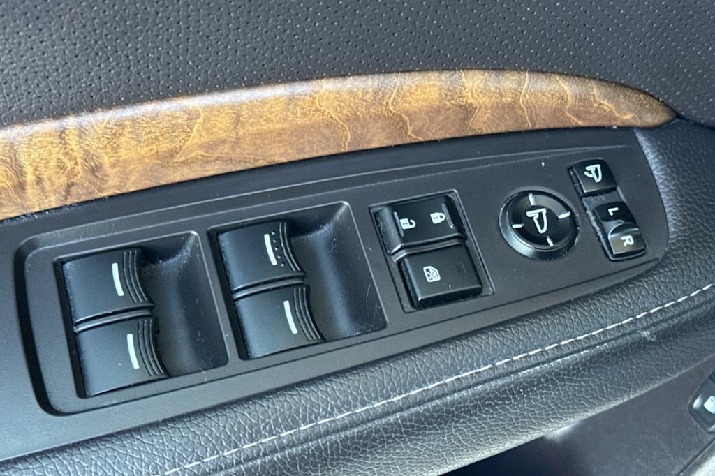 Thumbnail: 2020 Acura MDX - 22