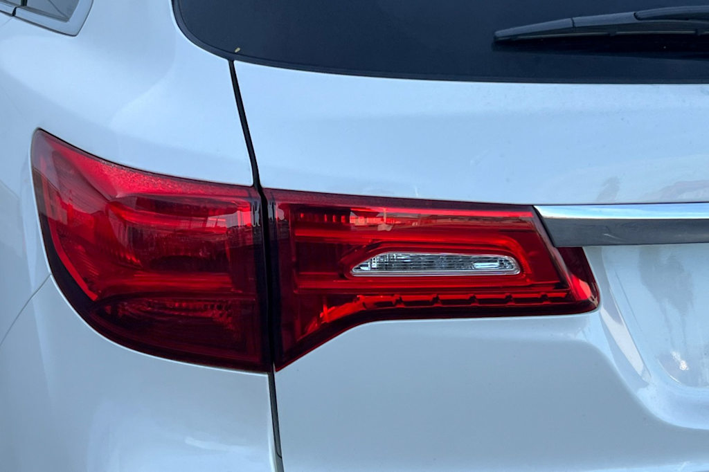 Thumbnail: 2019 Acura MDX - 16