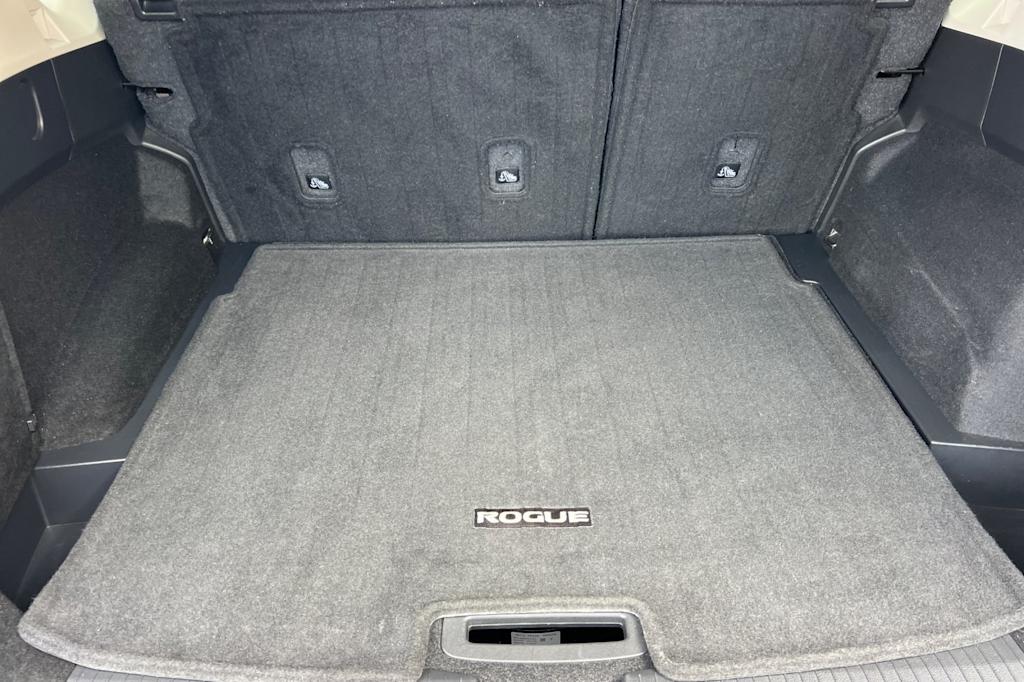 Thumbnail: 2023 Nissan Rogue - 15