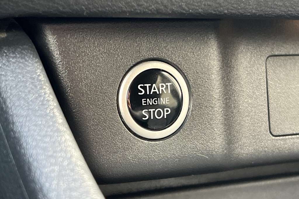 Thumbnail: 2022 Nissan Rogue - 26