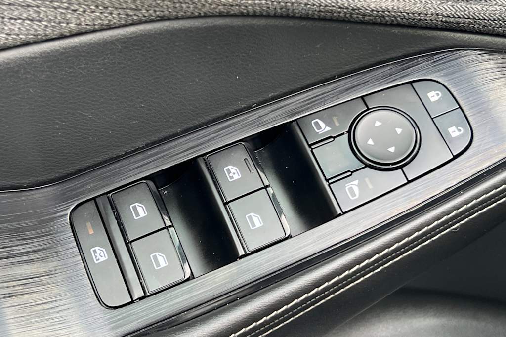 Thumbnail: 2022 Nissan Rogue - 21