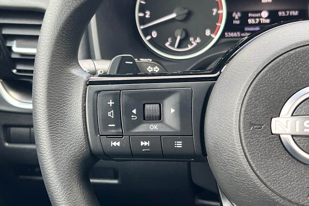 Thumbnail: 2022 Nissan Rogue - 28