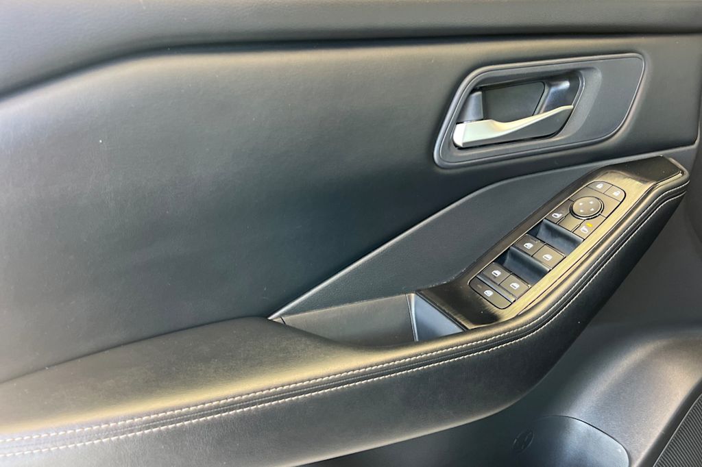 Thumbnail: 2024 Nissan Rogue - 21