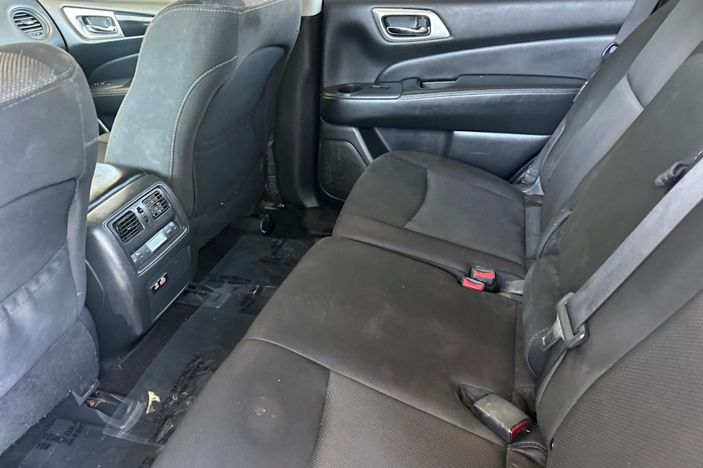 Thumbnail: 2020 Nissan Pathfinder - 12