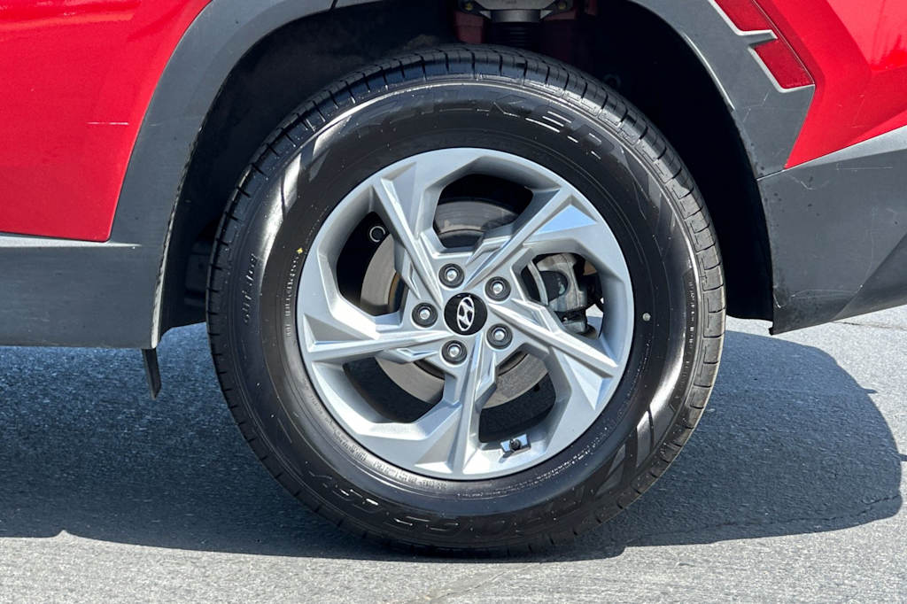Thumbnail: 2022 Hyundai Tucson - 8
