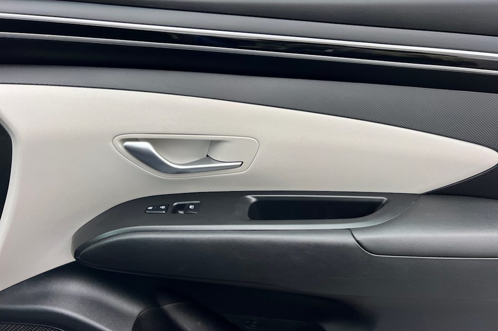 Thumbnail: 2023 Hyundai Tucson - 24