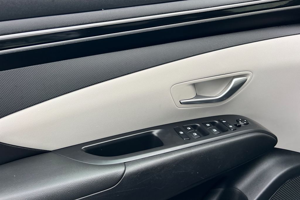 Thumbnail: 2023 Hyundai Tucson - 21