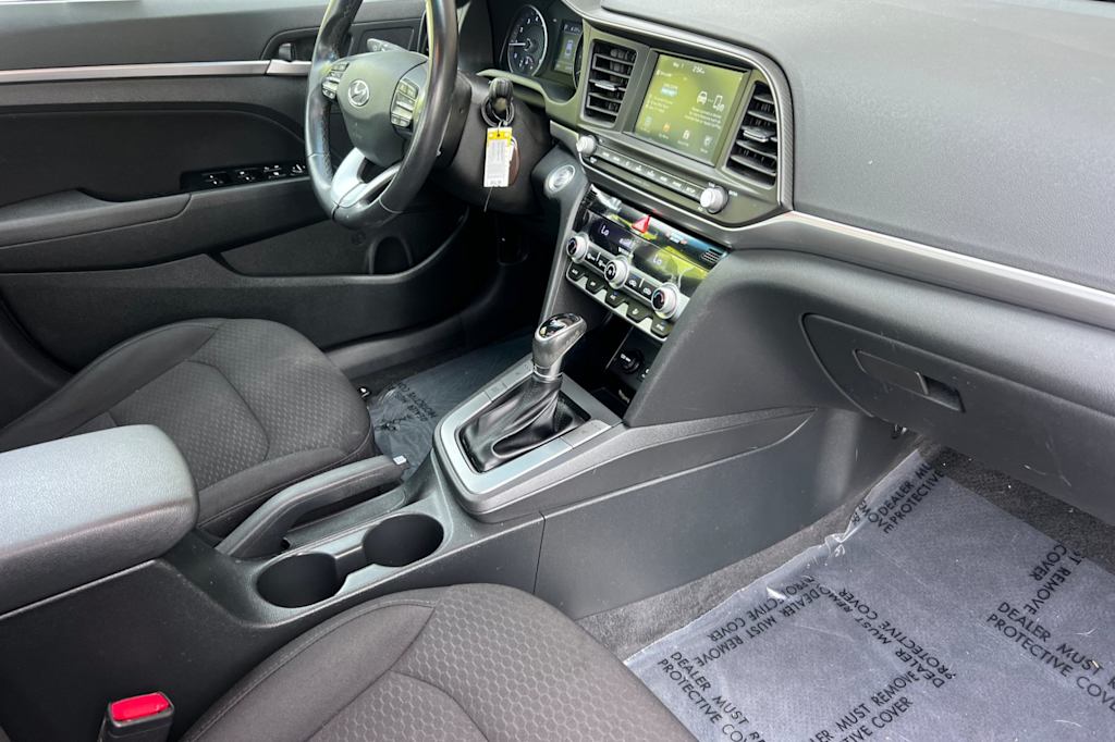 Thumbnail: 2019 Hyundai Elantra - 12