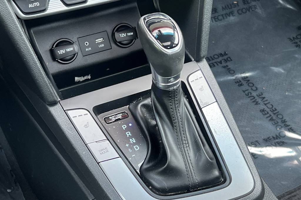 Thumbnail: 2019 Hyundai Elantra - 14