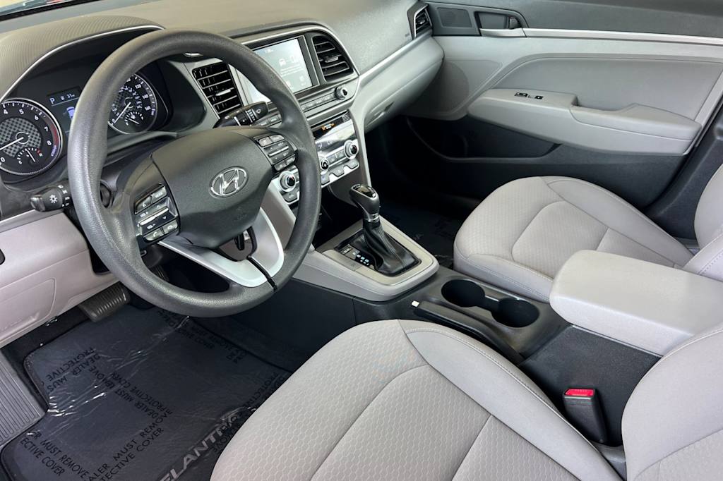 Thumbnail: 2020 Hyundai Elantra - 9