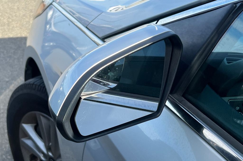 Thumbnail: 2017 Hyundai Sonata - 21