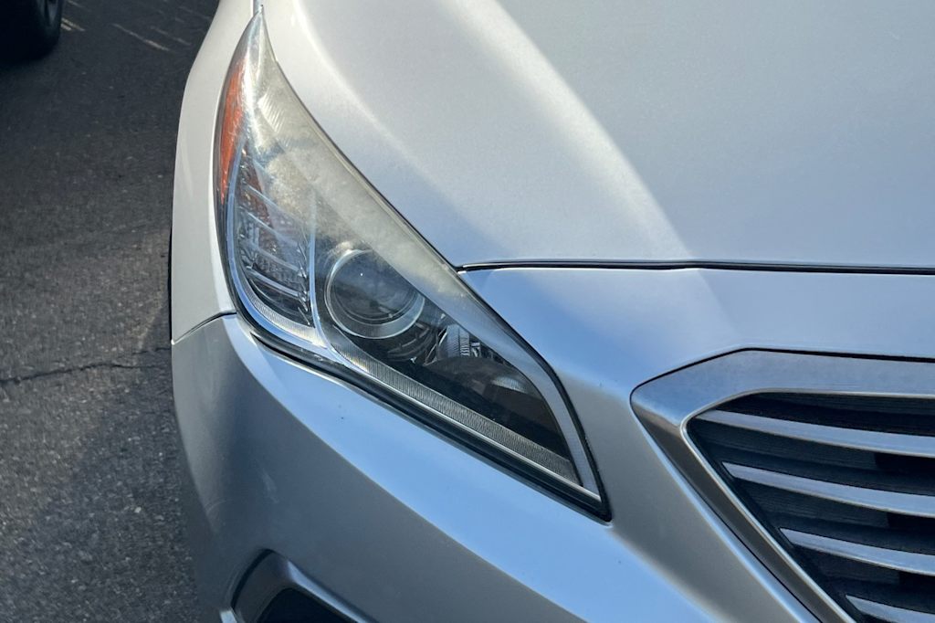 Thumbnail: 2017 Hyundai Sonata - 10