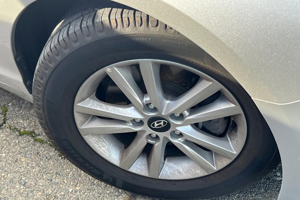 Thumbnail: 2017 Hyundai Sonata - 5