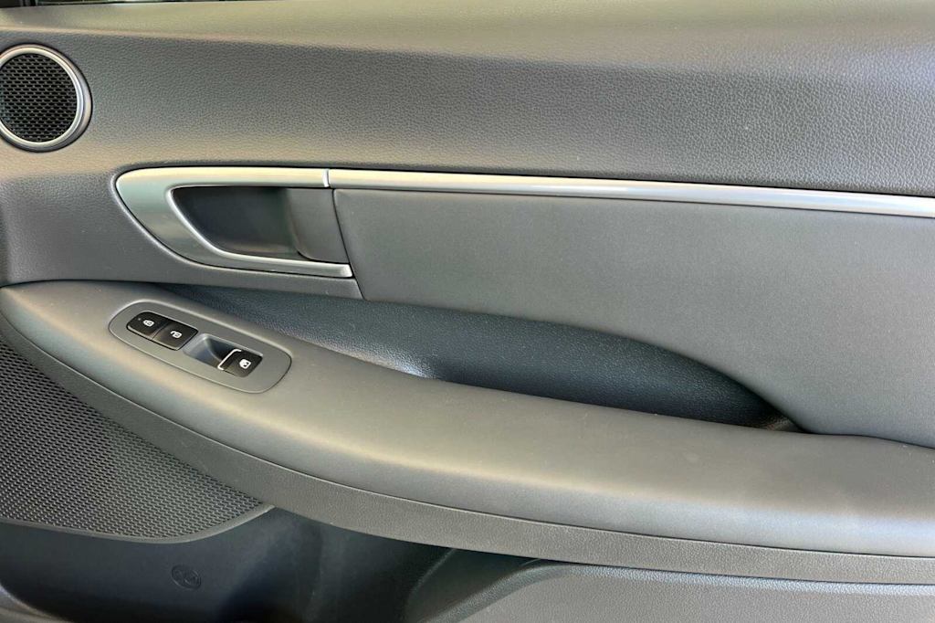 Thumbnail: 2020 Hyundai Sonata - 23
