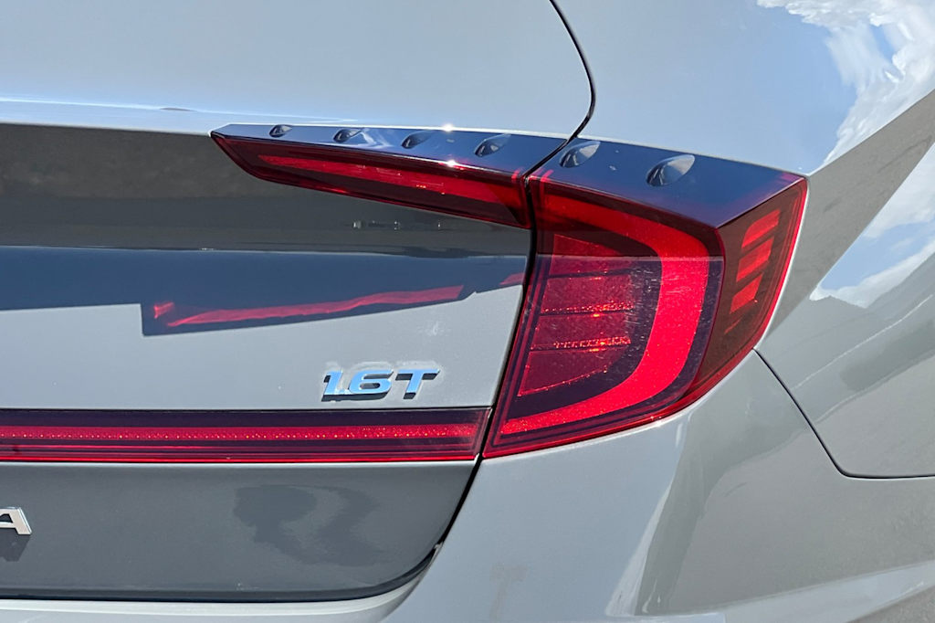 Thumbnail: 2020 Hyundai Sonata - 31