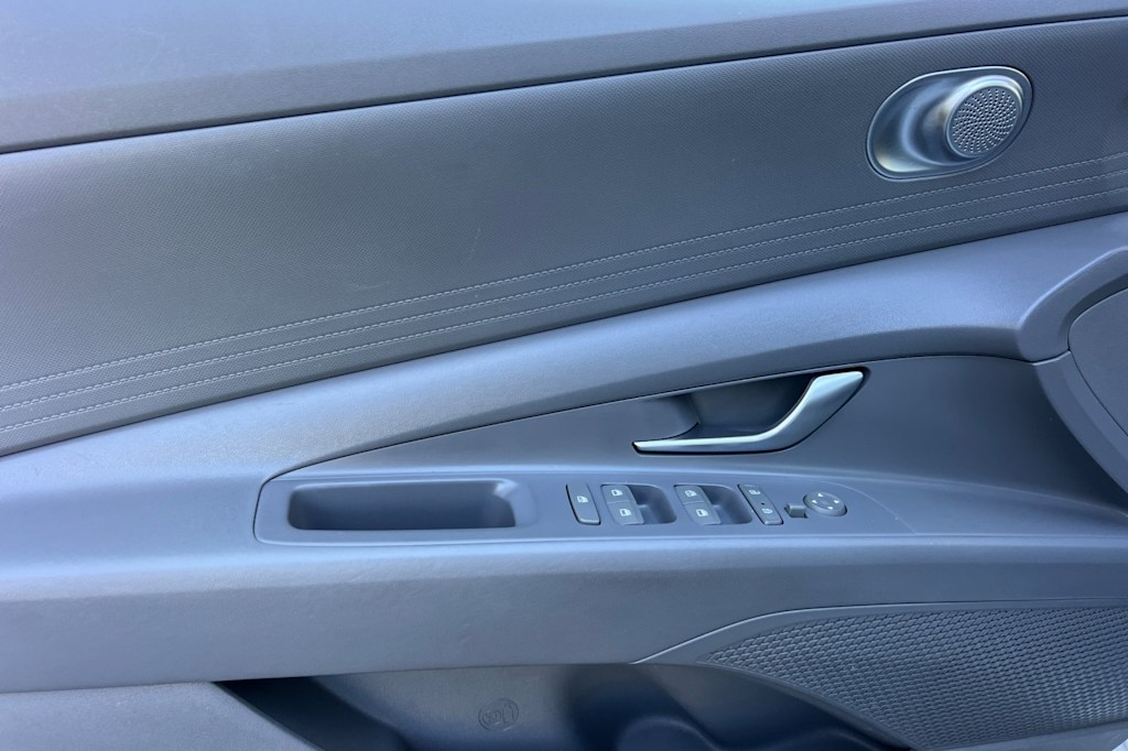 Thumbnail: 2021 Hyundai Elantra - 20