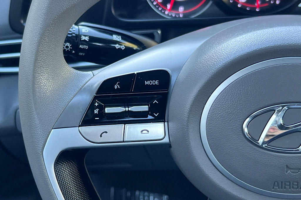 Thumbnail: 2021 Hyundai Elantra - 28