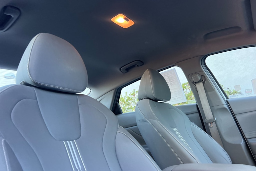 Thumbnail: 2021 Hyundai Elantra - 14