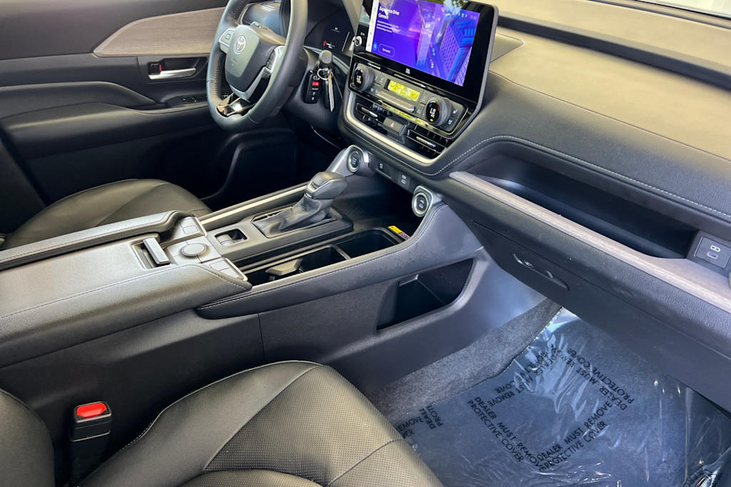 Thumbnail: 2026 Toyota Grand Highlander - 11
