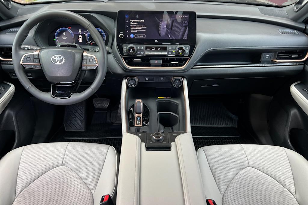 Thumbnail: 2026 Toyota Grand Highlander - 2