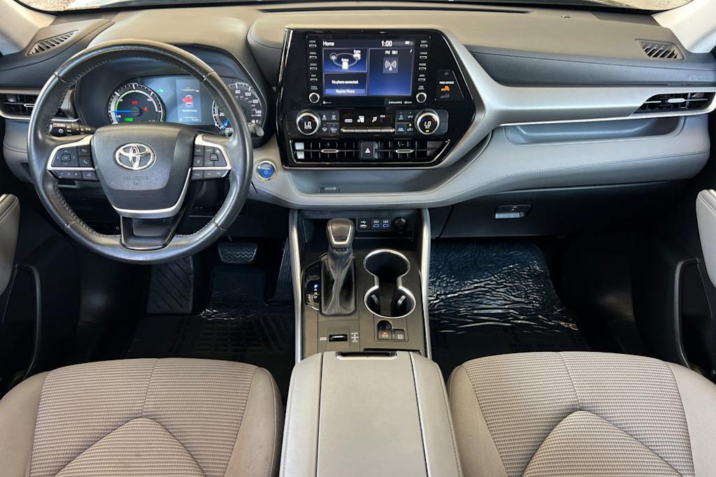 Thumbnail: 2022 Toyota Highlander - 2