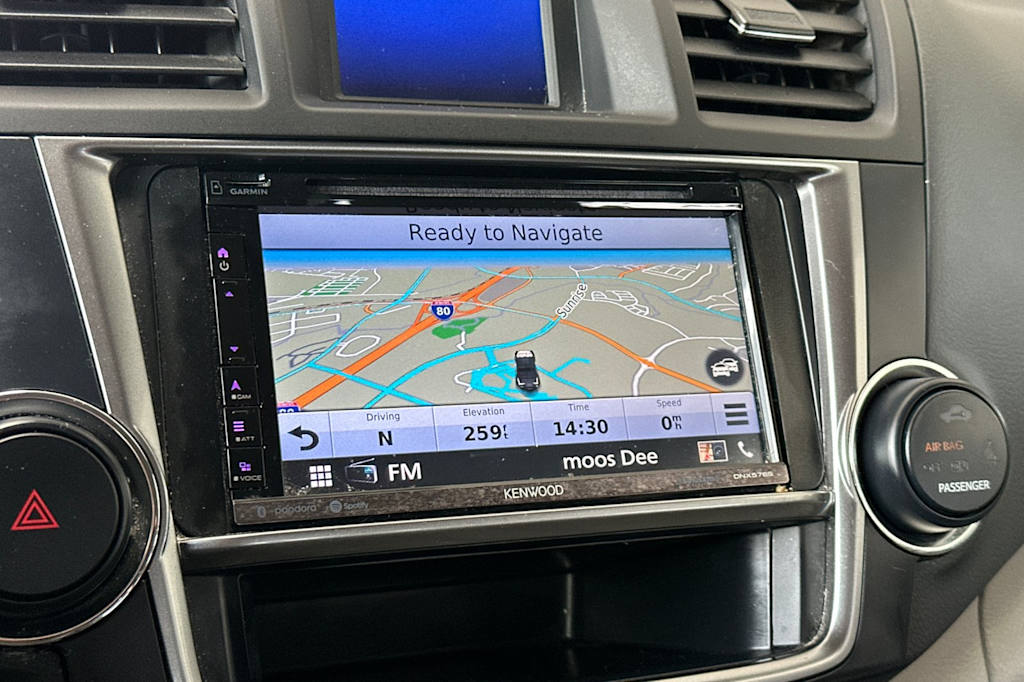 Thumbnail: 2013 Toyota Highlander - 27