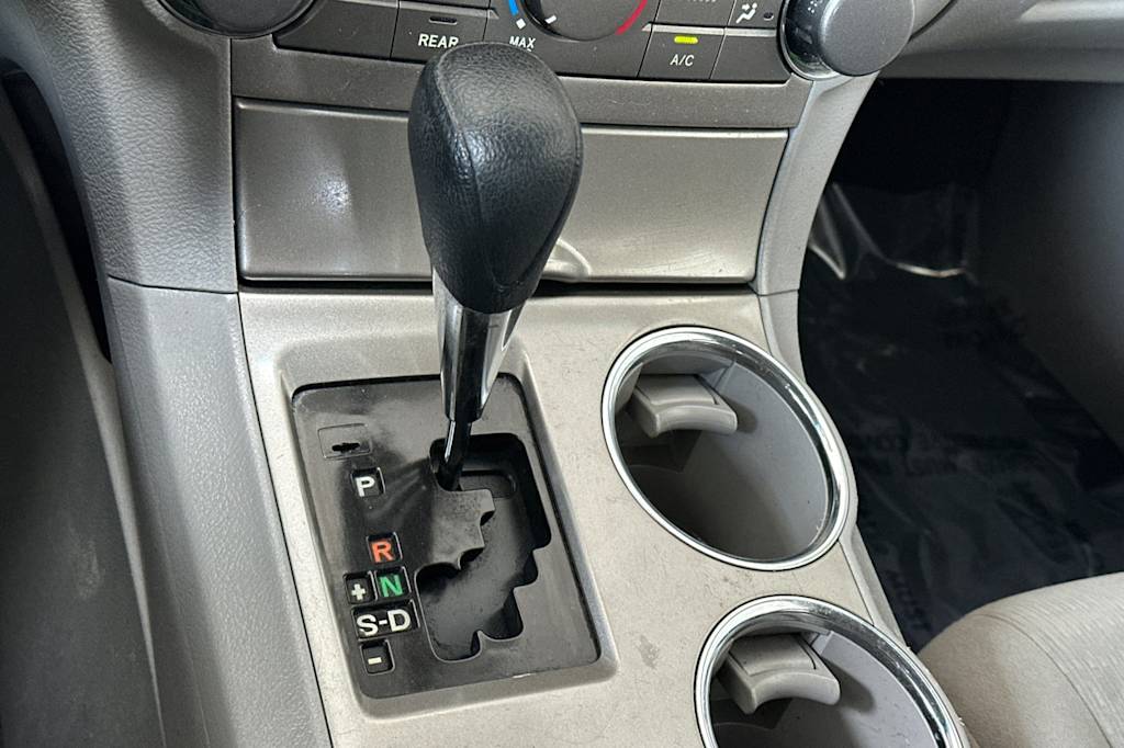 Thumbnail: 2013 Toyota Highlander - 15