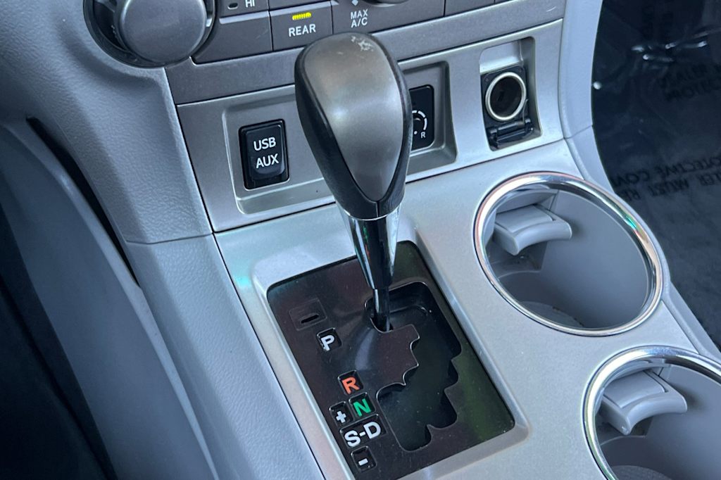 Thumbnail: 2013 Toyota Highlander - 14