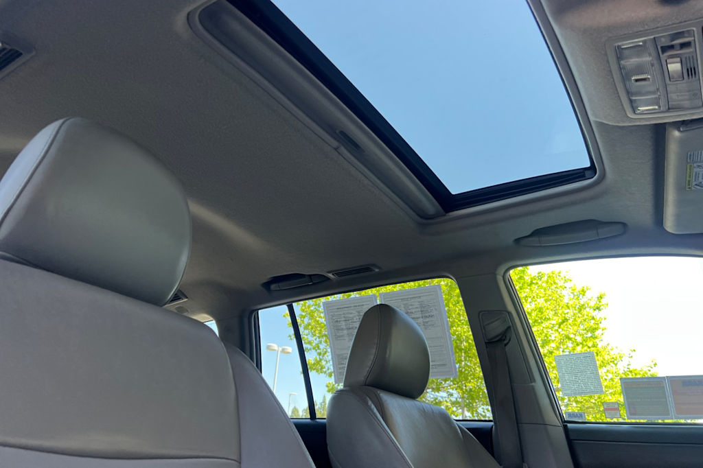 Thumbnail: 2013 Toyota Highlander - 26