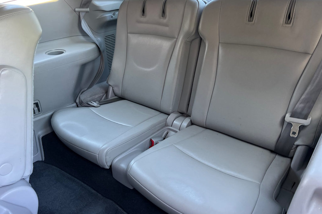 Thumbnail: 2013 Toyota Highlander - 24