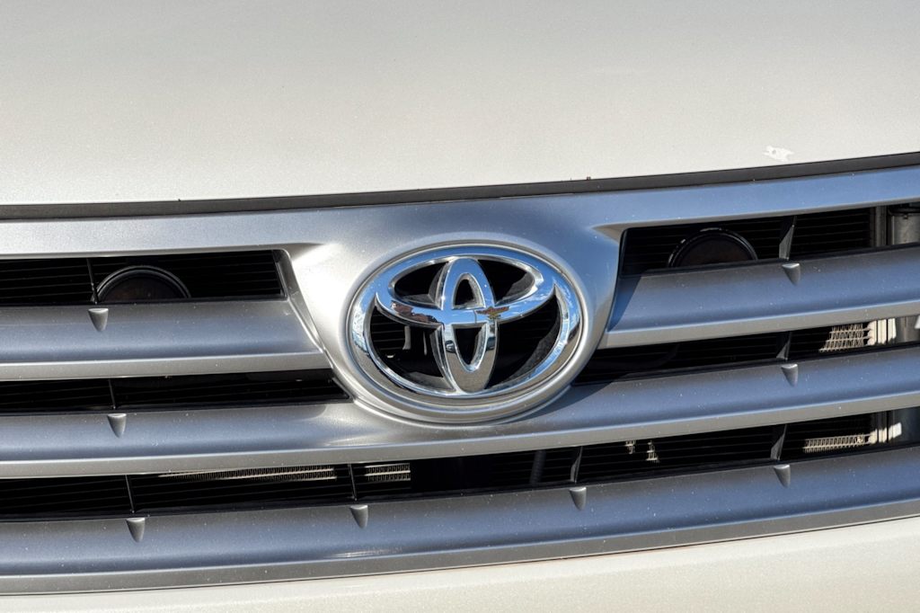 Thumbnail: 2013 Toyota Highlander - 6