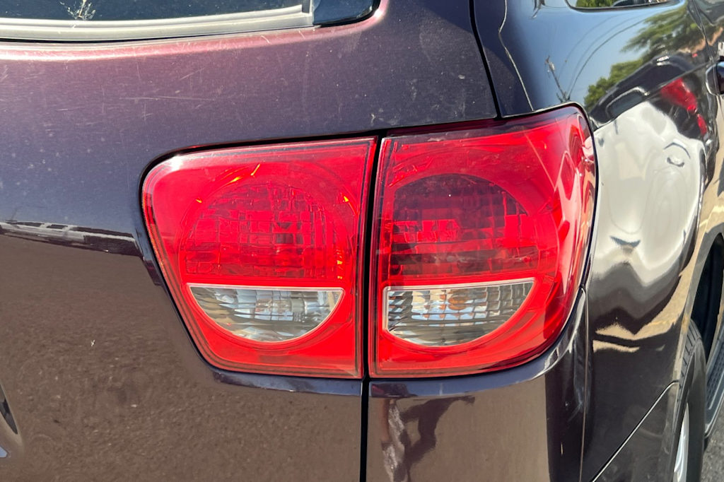 Thumbnail: 2012 Toyota Sequoia - 18