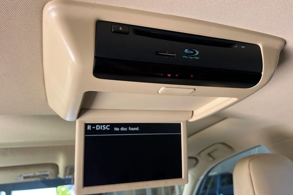 Thumbnail: 2017 Toyota Highlander - 22