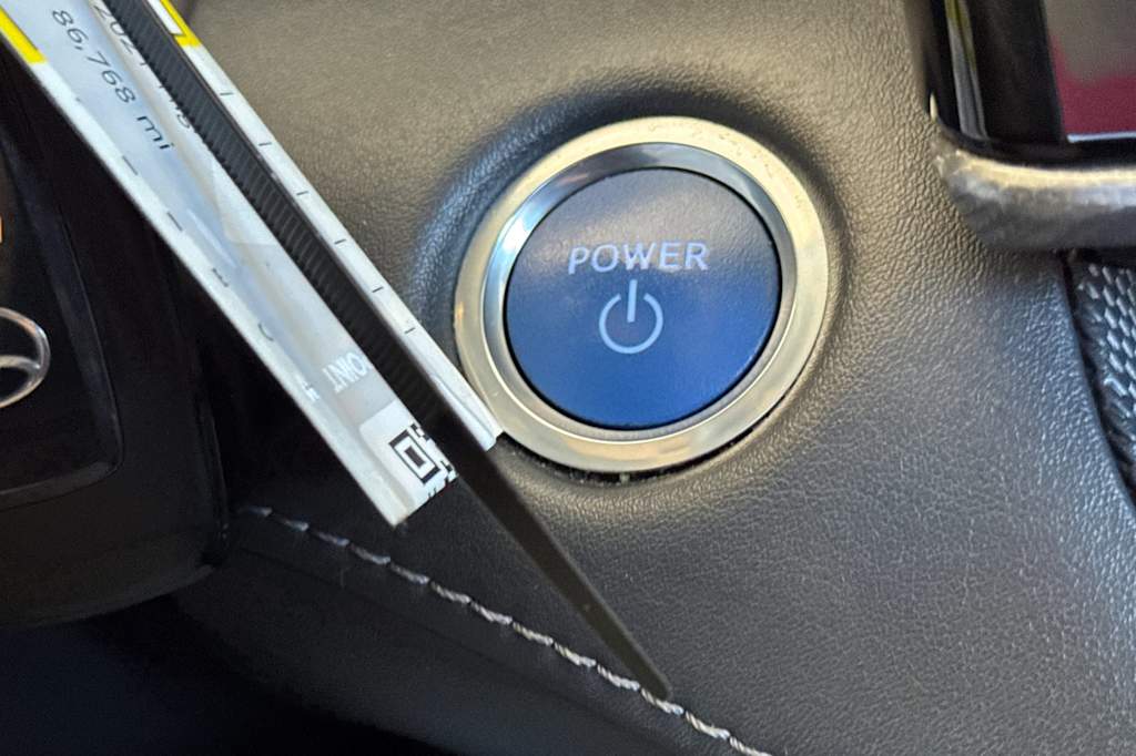 Thumbnail: 2021 Toyota Highlander - 29