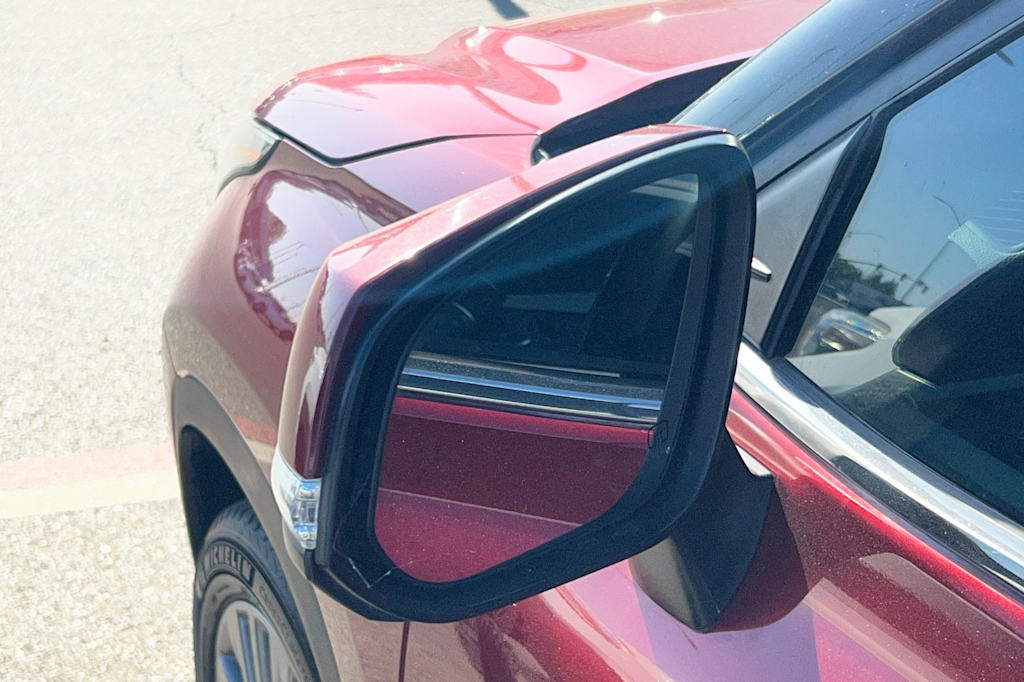 Thumbnail: 2020 Toyota Highlander - 11