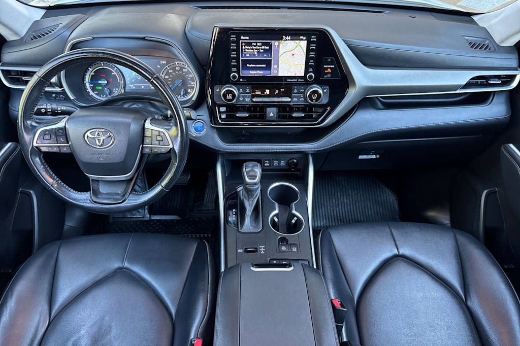 Thumbnail: 2022 Toyota Highlander - 2