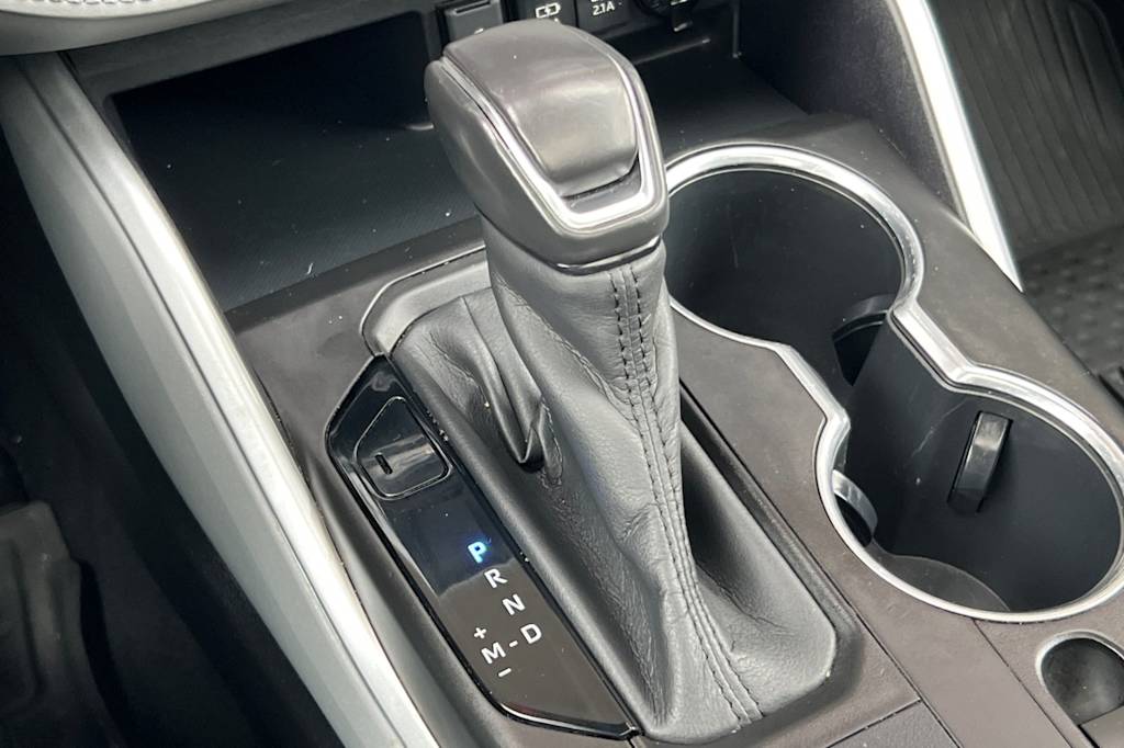 Thumbnail: 2020 Toyota Highlander - 13